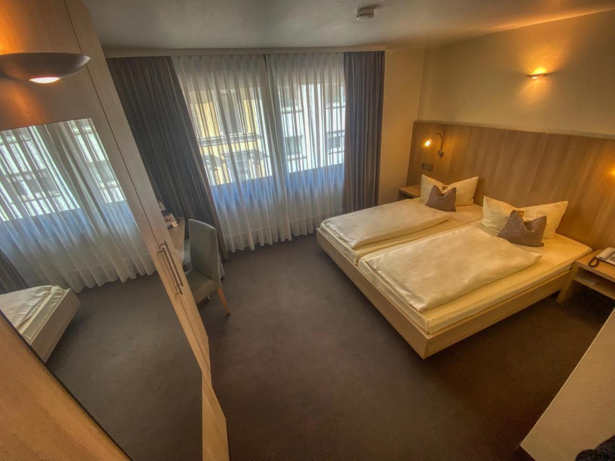 City Partner Hotel Berliner Hof Karlsruhe Bagian luar foto