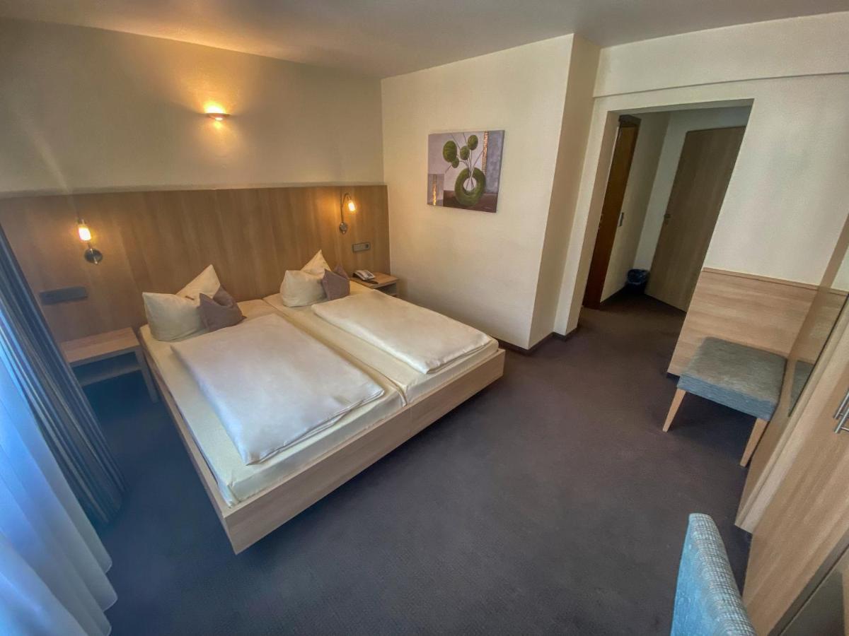 City Partner Hotel Berliner Hof Karlsruhe Bagian luar foto