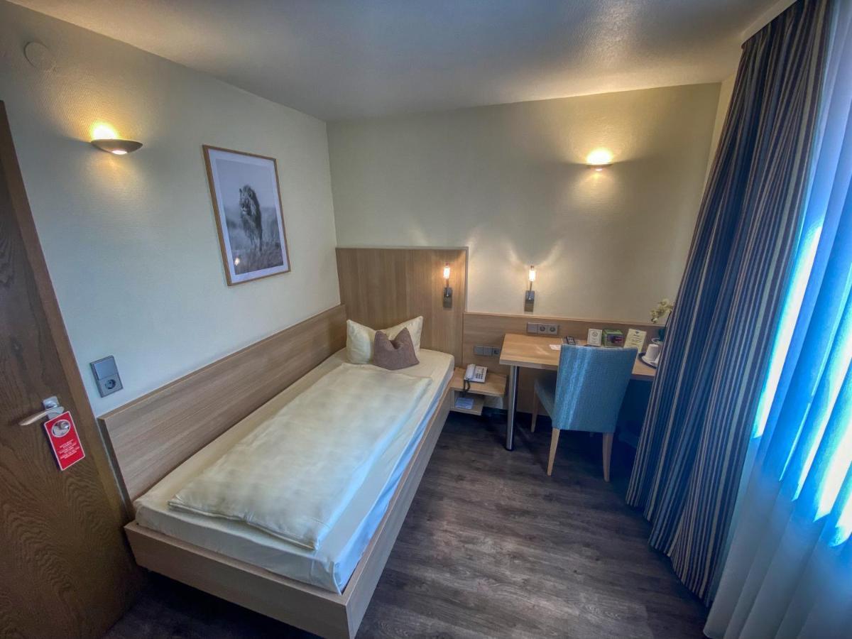 City Partner Hotel Berliner Hof Karlsruhe Bagian luar foto