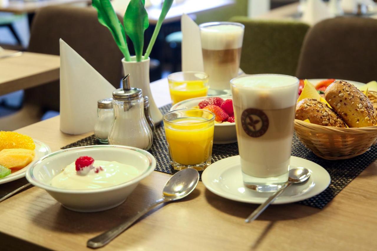 City Partner Hotel Berliner Hof Karlsruhe Bagian luar foto